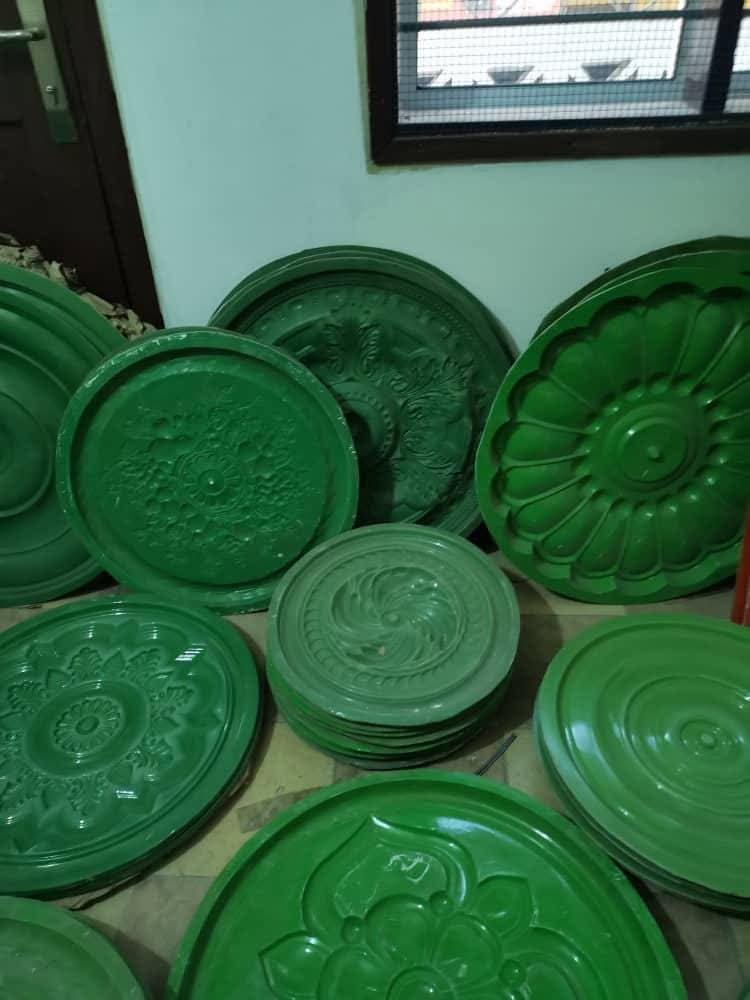 Gypsum medallion molds