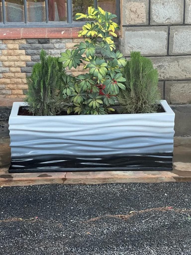 Fibre trough: size: 100cm x 40cm x 40cm